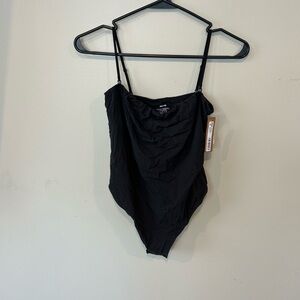 New Skims Fits Everybody Strapless Bodysuit Size Large